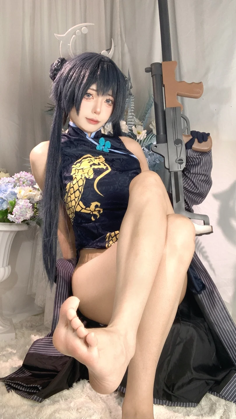 君颜圆又圆_No_001_蔚蓝档案_龙华妃咲_153P_1_02GB tg@simisebaisi 【丝足阁】127.webp